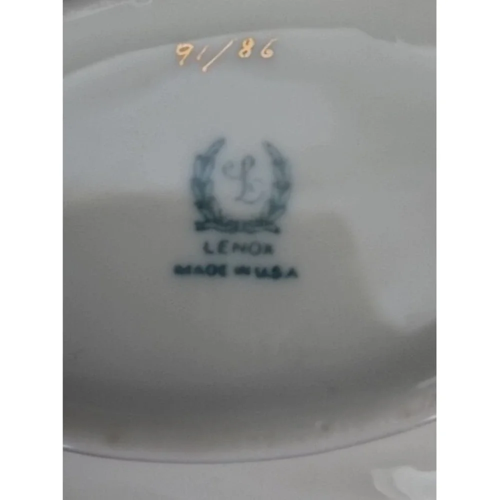 Lenox this vintage